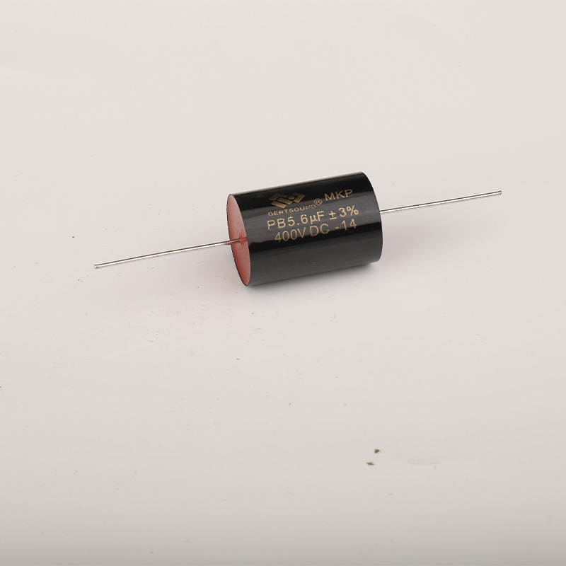 Black Red 5.6 &mu;F